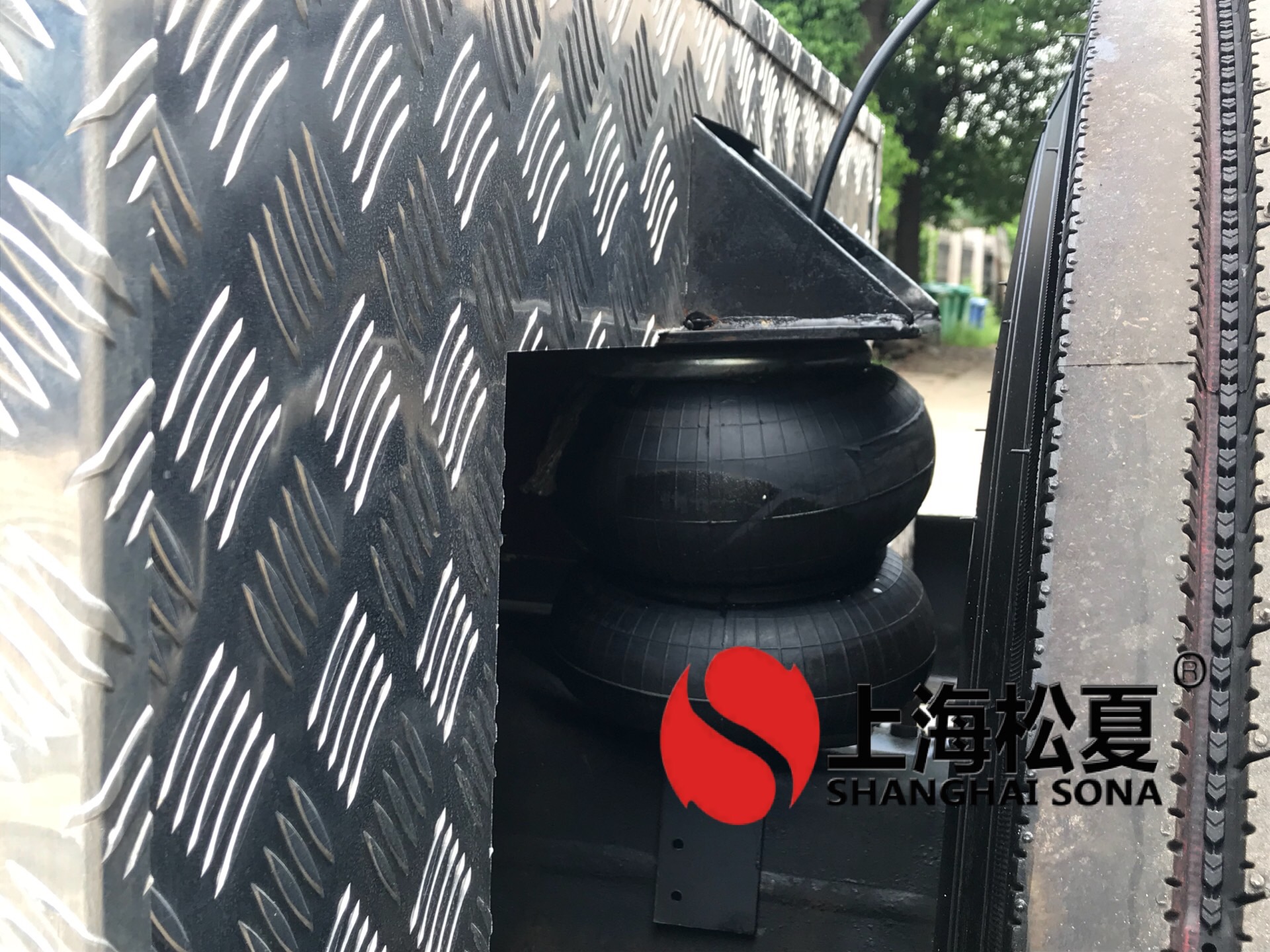 福特T700後橋改裝橡膠91免费破解版